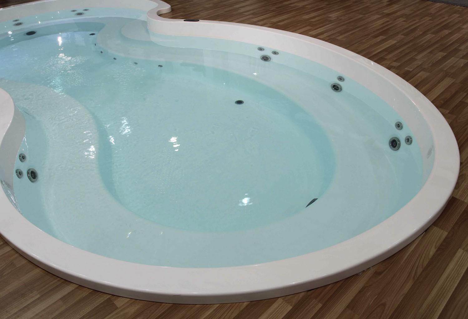 Spa Jacuzzi géant AR-008