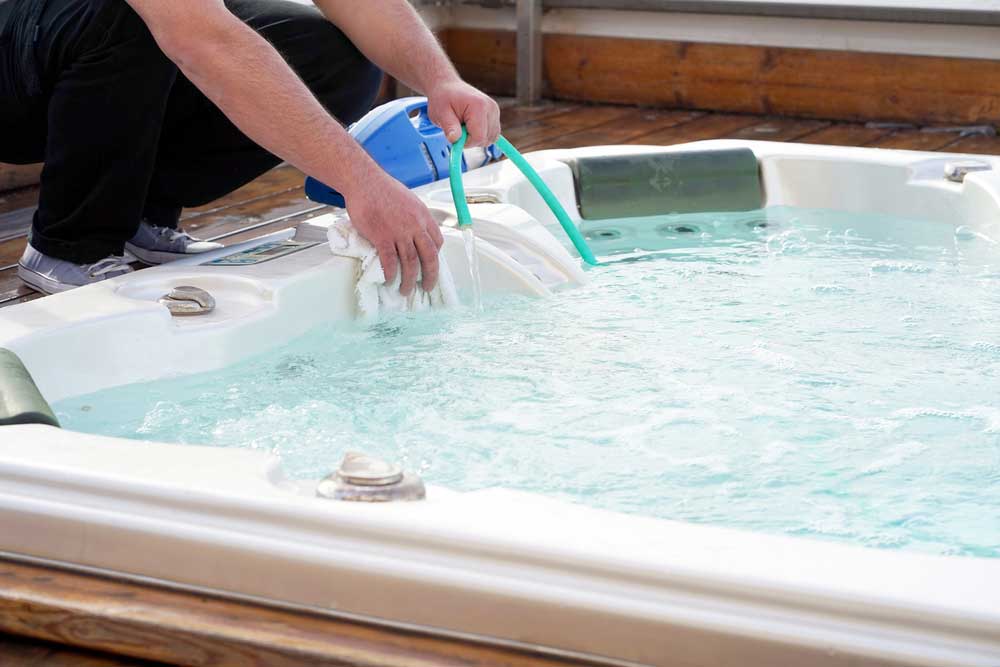 Comment garder votre baignoire balnéo propre et en bon état ?