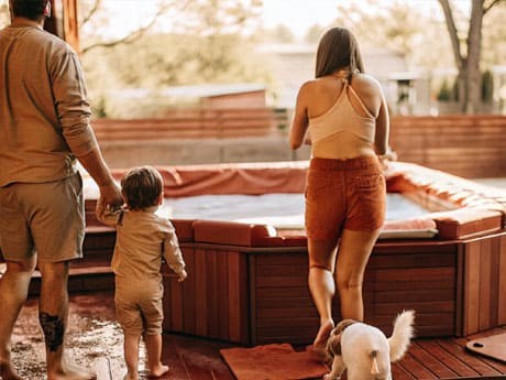 Comment assurer la sécurité des enfants et des animaux domestiques dans votre piscine de nage ?